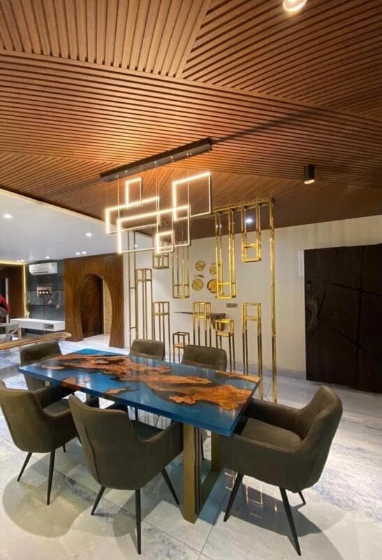 Runaway Maxi Teak flooring