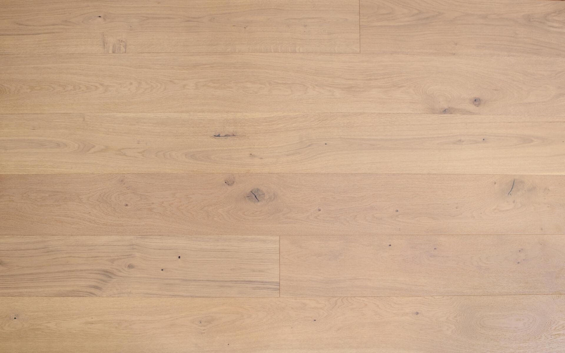 Tomki flooring