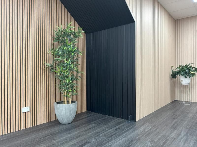 Runaway Pro New Oak flooring